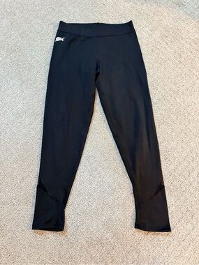 GK Black'Athletic Leggings with Mesh Cutout